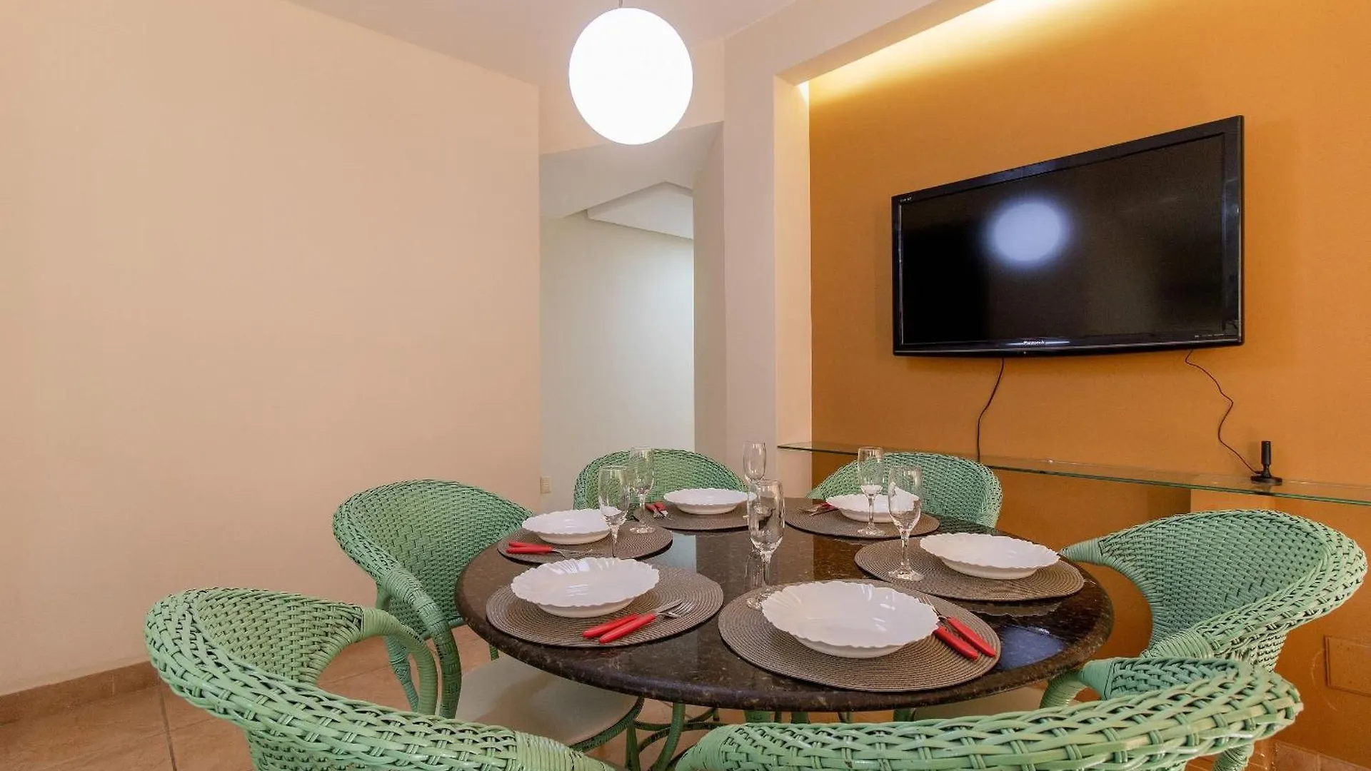Jse31 - 4 Dr Climatizados, Churrasq, Calcadao Balneario Camboriu